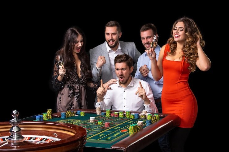 toto12 heylink mobile app showing table lobby with live dealer games and deposit options
